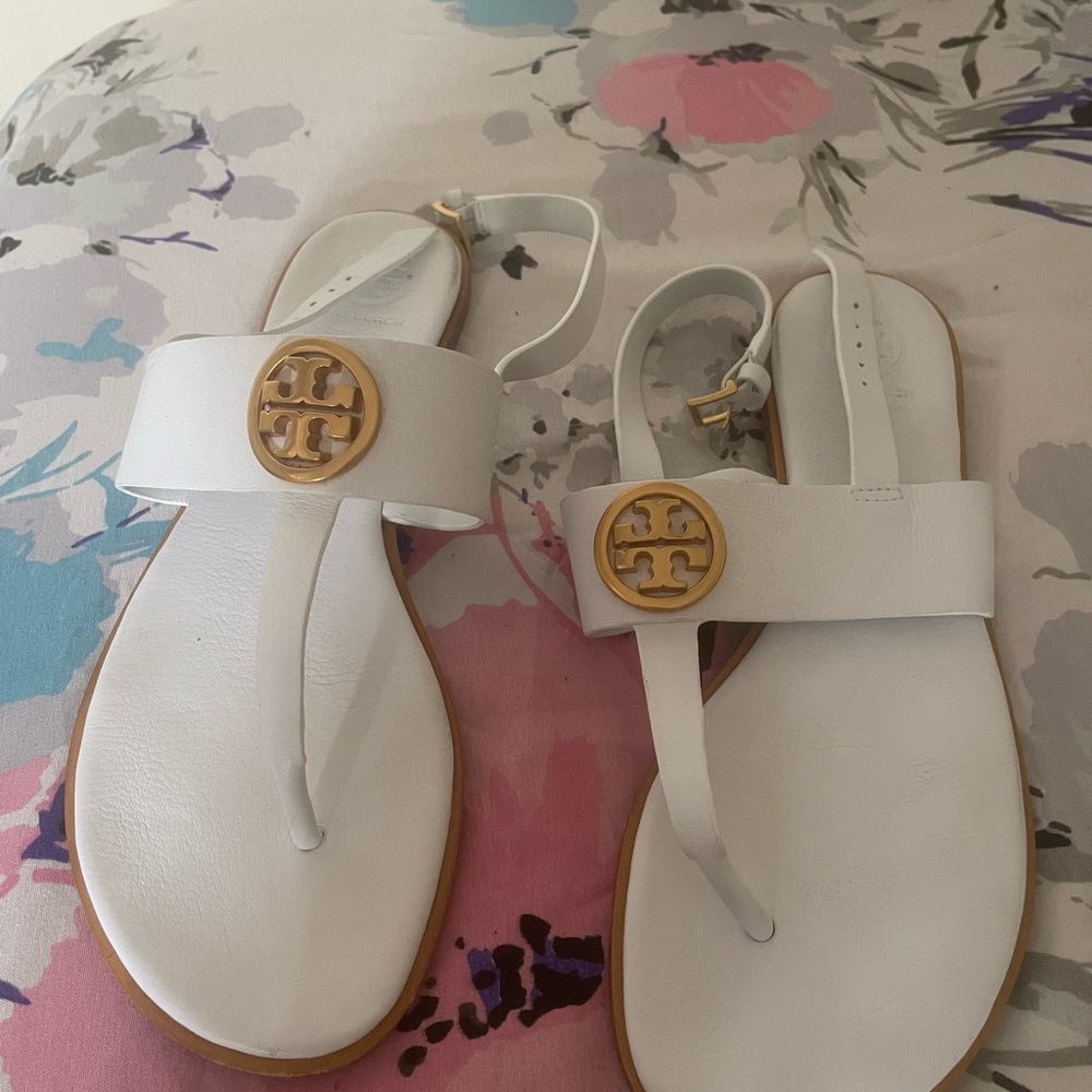 Women Tory Burch white sandals size 8